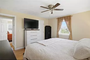 22 Pennsylvania Ave, Warren, RI 02885 - Photo 13