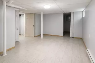 13 Osborn St, Providence, RI 02908 - Photo 11