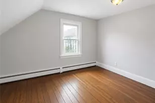 13 Osborn St, Providence, RI 02908 - Photo 9