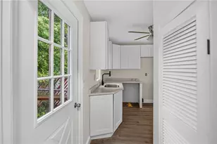 68 Uncas St, Warwick, RI 02889 - Photo 19