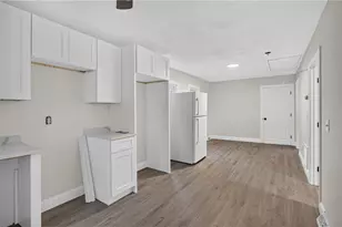 68 Uncas St, Warwick, RI 02889 - Photo 5