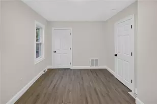 68 Uncas St, Warwick, RI 02889 - Photo 31