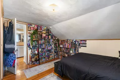 82 Chestnut Avenue, Cranston, RI 02910 - Photo 31
