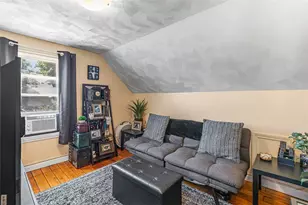 82 Chestnut Ave, Cranston, RI 02910 - Photo 27