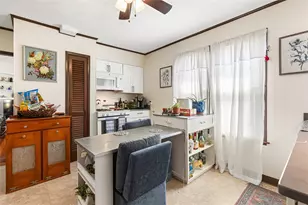 82 Chestnut Ave, Cranston, RI 02910 - Photo 13