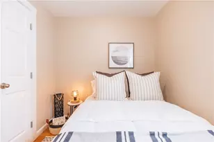 28 Dixon St, Newport, RI 02840 - Photo 35