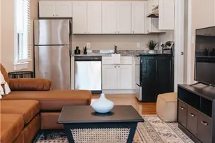 28 Dixon St, Newport, RI 02840 - Photo 7