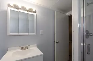 229 Gano St, Providence, RI 02906 - Photo 31