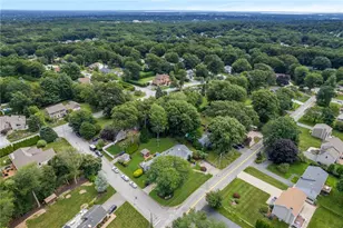 210 Wildflower Dr, Cranston, RI 02921 - Photo 15