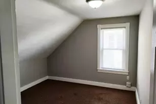 230 Washington St, Central Falls, RI 02863 - Photo 13