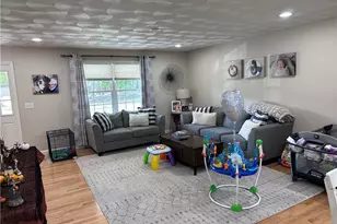 26 Potowomut Rd, Warwick, RI 02818 - Photo 3