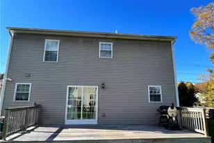 26 Potowomut Rd, Warwick, RI 02818 - Photo 11