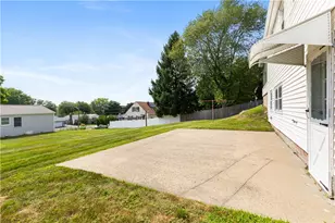 4 Eisenhower St, Cumberland, RI 02864 - Photo 41