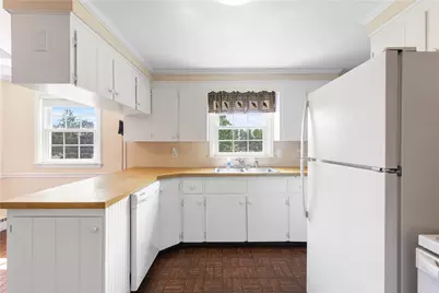 4 Eisenhower Street, Cumberland, RI 02864 - Photo 17
