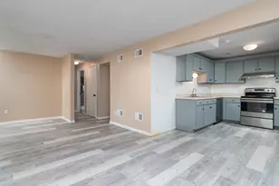 39 Kristee Cir, West Warwick, RI 02893 - Photo 3