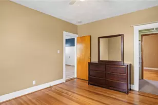 28 Carman St, Cranston, RI 02910 - Photo 15