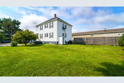 28 Carman Street, Cranston, RI 02910 - Photo 3