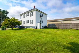 28 Carman St, Cranston, RI 02910 - Photo 3