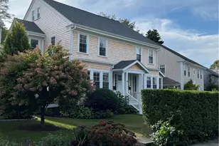 19 Pell St, Newport, RI 02840 - Photo 1
