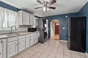 19 Carr St, Providence, RI 02905 - Photo 3