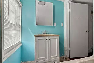 19 Carr St, Providence, RI 02905 - Photo 23