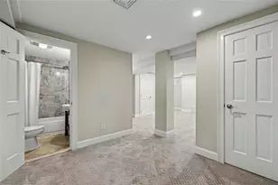176 Medway St, Providence, RI 02906 - Photo 25