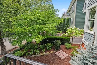 176 Medway Street, Providence, RI 02906 - Photo 35