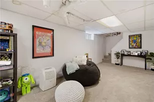 16 Minnesota St, Providence, RI 02904 - Photo 29