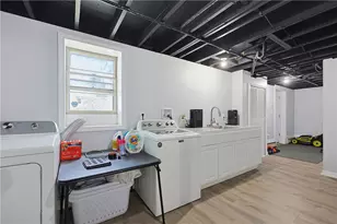 30 Briggs St, Cranston, RI 02920 - Photo 17