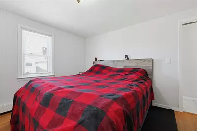 30 Briggs Street, Cranston, RI 02920 - Photo 11