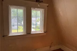 91 Moorland Ave, Cranston, RI 02905 - Photo 17