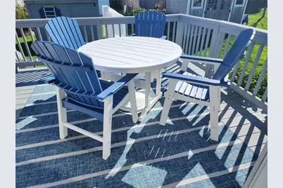 10 Stanton Avenue, Narragansett, RI 02882 - Photo 17