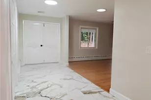 724 Greenville Ave, Johnston, RI 02919 - Photo 9