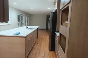 724 Greenville Ave, Johnston, RI 02919 - Photo 15