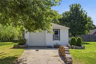 26 Crandall Ct, Warwick, RI 02889 - Photo 5