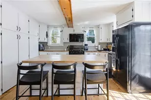 26 Crandall Ct, Warwick, RI 02889 - Photo 19