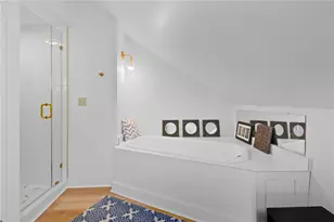 16 Sherman St, Newport, RI 02840 - Photo 45