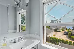16 Hudson Pl, Cranston, RI 02905 - Photo 35