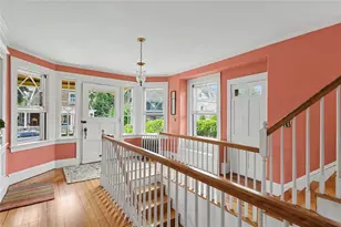 16 Hudson Pl, Cranston, RI 02905 - Photo 9