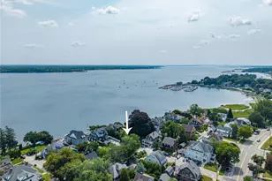 16 Hudson Pl, Cranston, RI 02905 - Photo 49