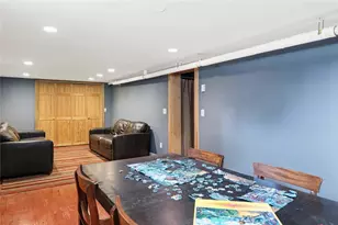 16 Hudson Pl, Cranston, RI 02905 - Photo 43