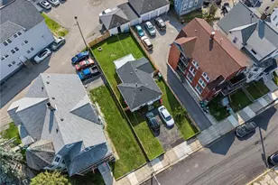 348 Park Pl, Woonsocket, RI 02895 - Photo 33