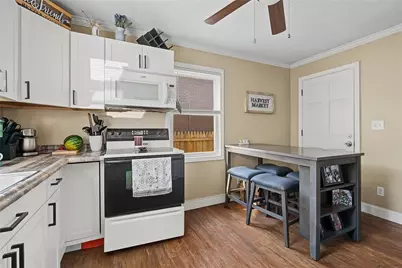 348 Park Place, Woonsocket, RI 02895 - Photo 5