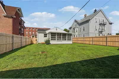 348 Park Place, Woonsocket, RI 02895 - Photo 15