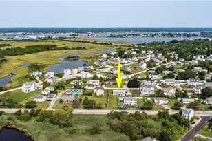 26 Cypress Ave, Narragansett, RI 02882 - Photo 3