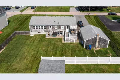 26 Cypress Avenue, Narragansett, RI 02882 - Photo 9