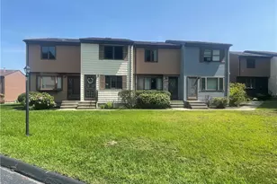 275 Grotto Ave, Pawtucket, RI 02860 - Photo 3