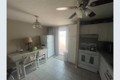 275 Grotto Avenue #7, Pawtucket, RI 02860 - Photo 11