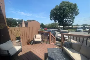 275 Grotto Ave, Pawtucket, RI 02860 - Photo 29