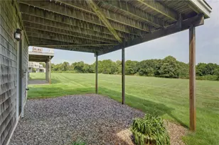 169 Ferry Landing Cir, Portsmouth, RI 02871 - Photo 31